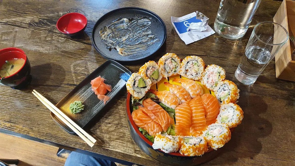 Sushi Sashimi Platter
