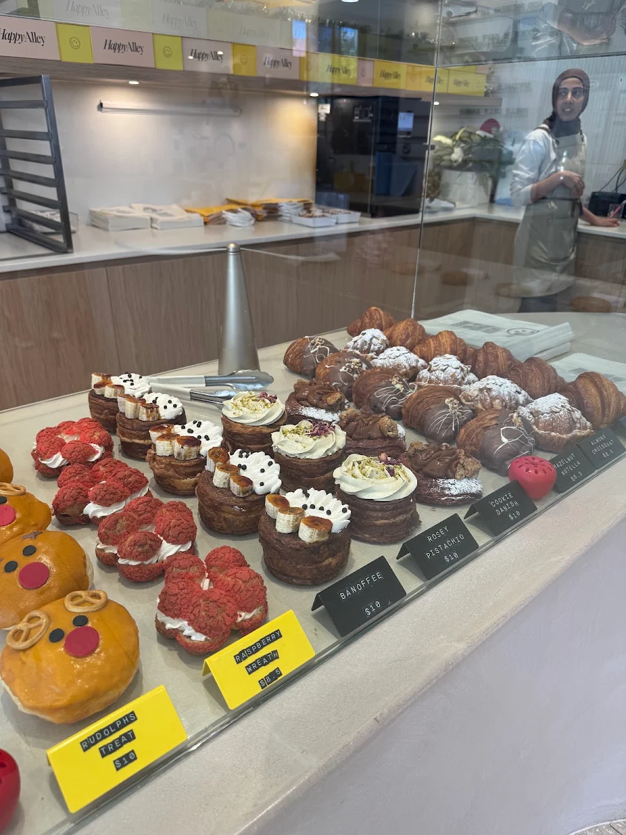 Pastries, Happy Alley