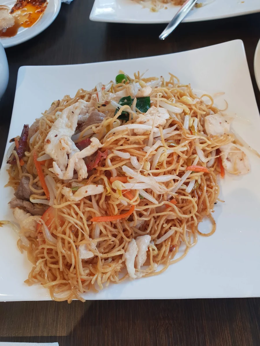 Combination Chow Mein