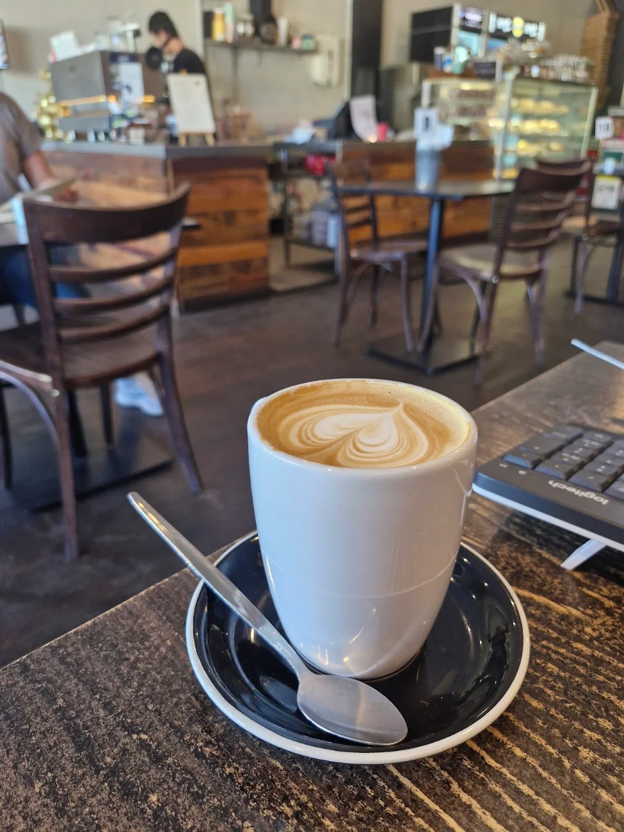 Flat White, Italian Riley's Cafe Restaurant changed to TAVOLA MOUNT PLEASANT
