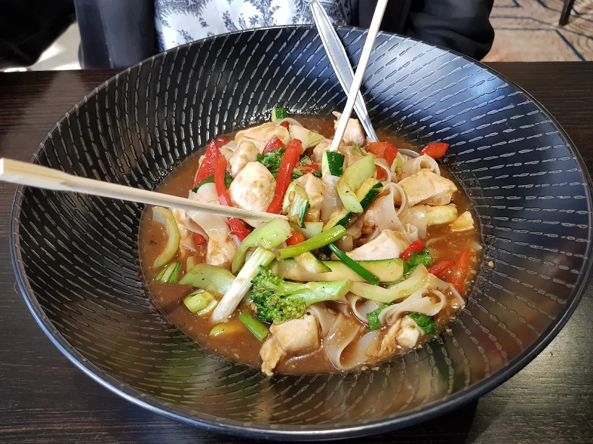 Chinese Noodle, Echuca Workers