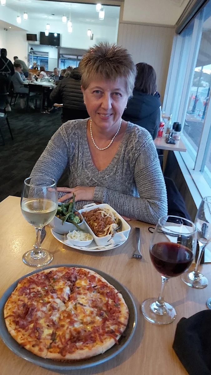 Meatballs, Ventnor Hotel