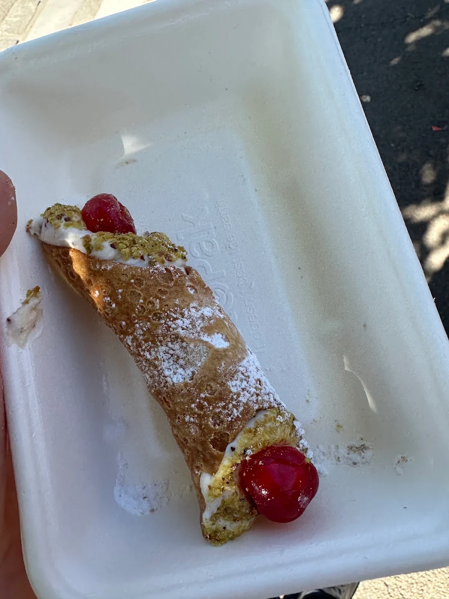Cannoli