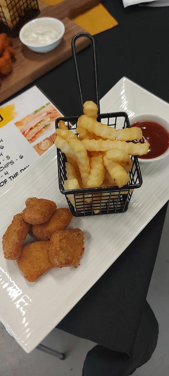 Nuggets, PAID 4 U CAFE