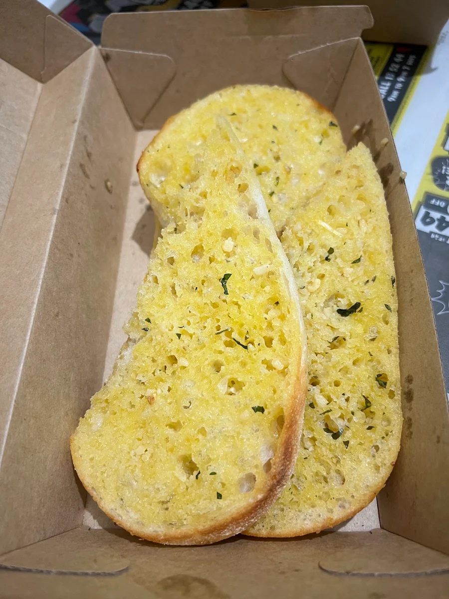 Highlights, ESCAPE PIZZERIA