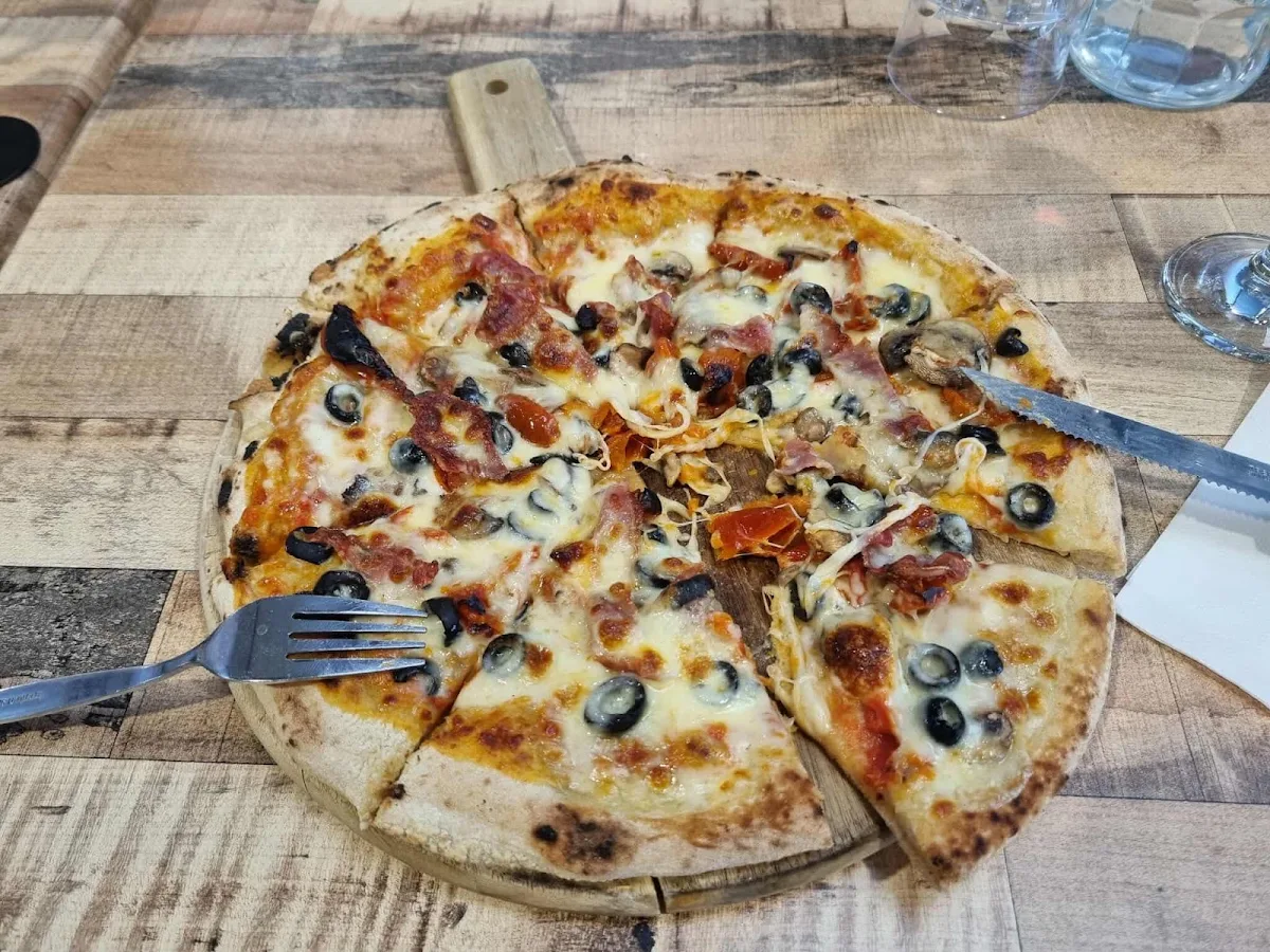 Highlights, Vincenzo's Cafe