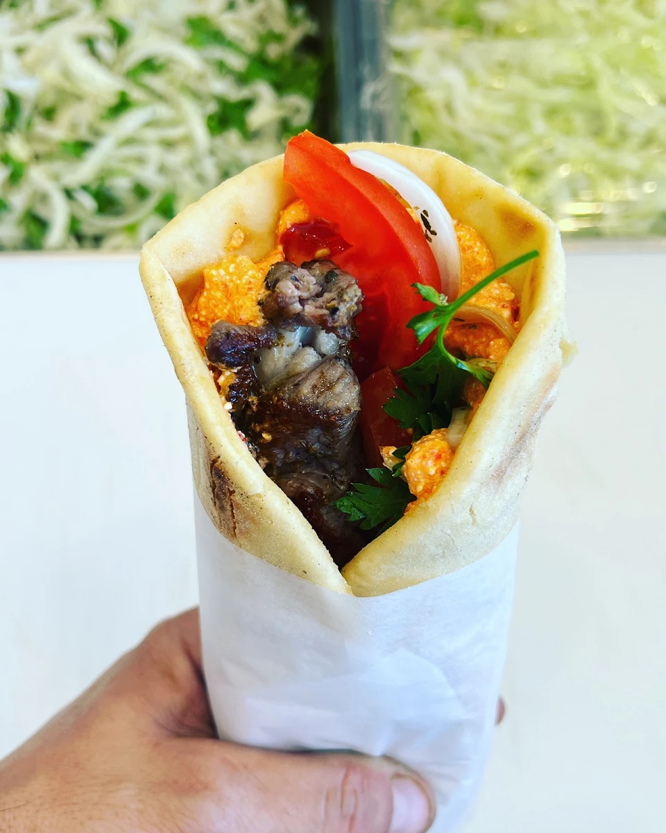 Highlights, Ela Mana Souvlaki