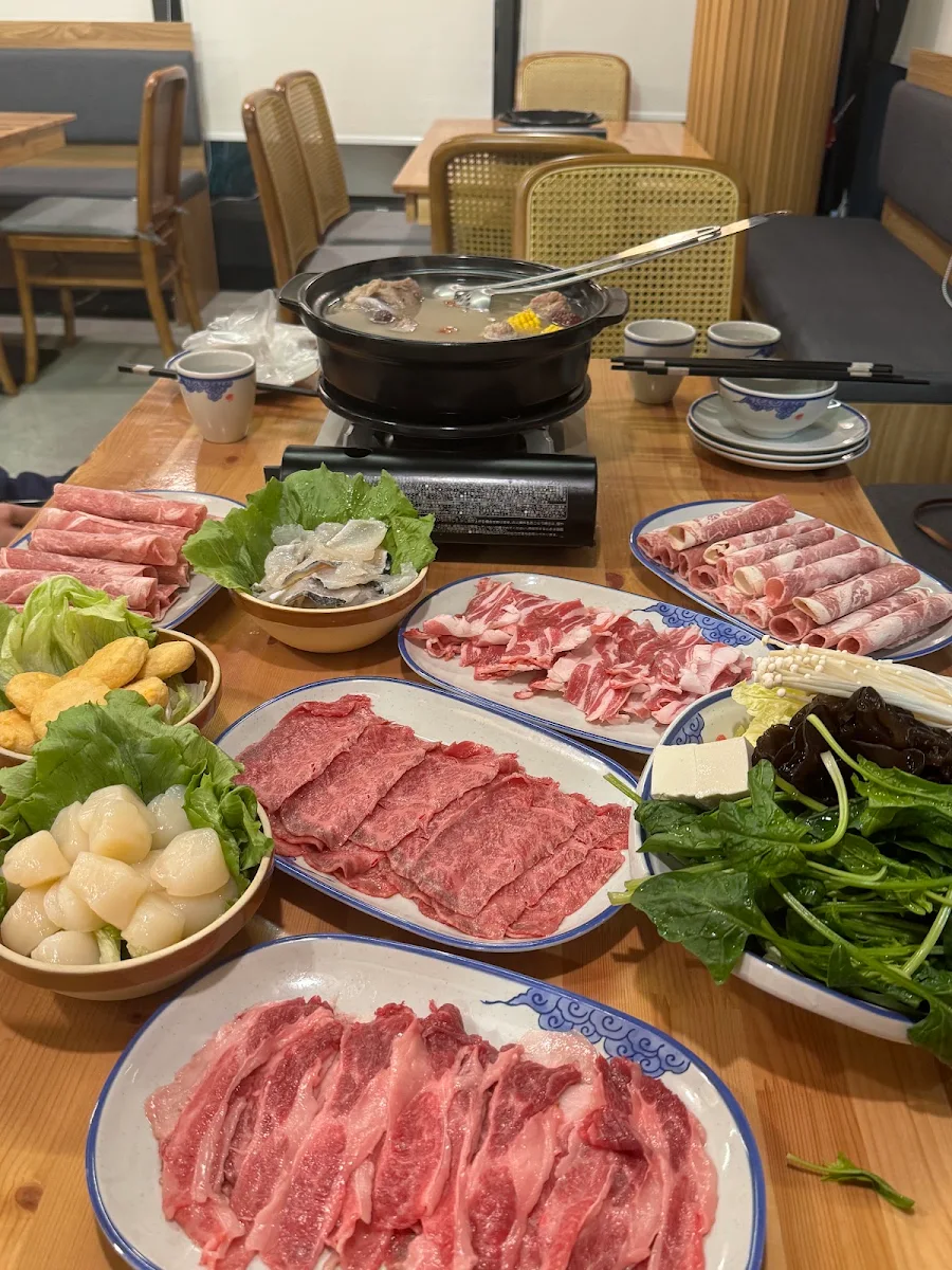 Highlights, Jun’s Hot pot