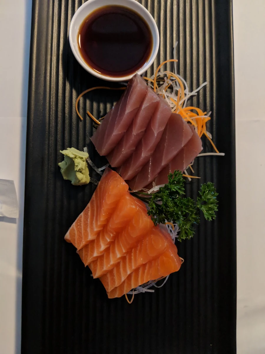 Assorted Sashimi Taster, Oishii Japanese and Thai Restaurant