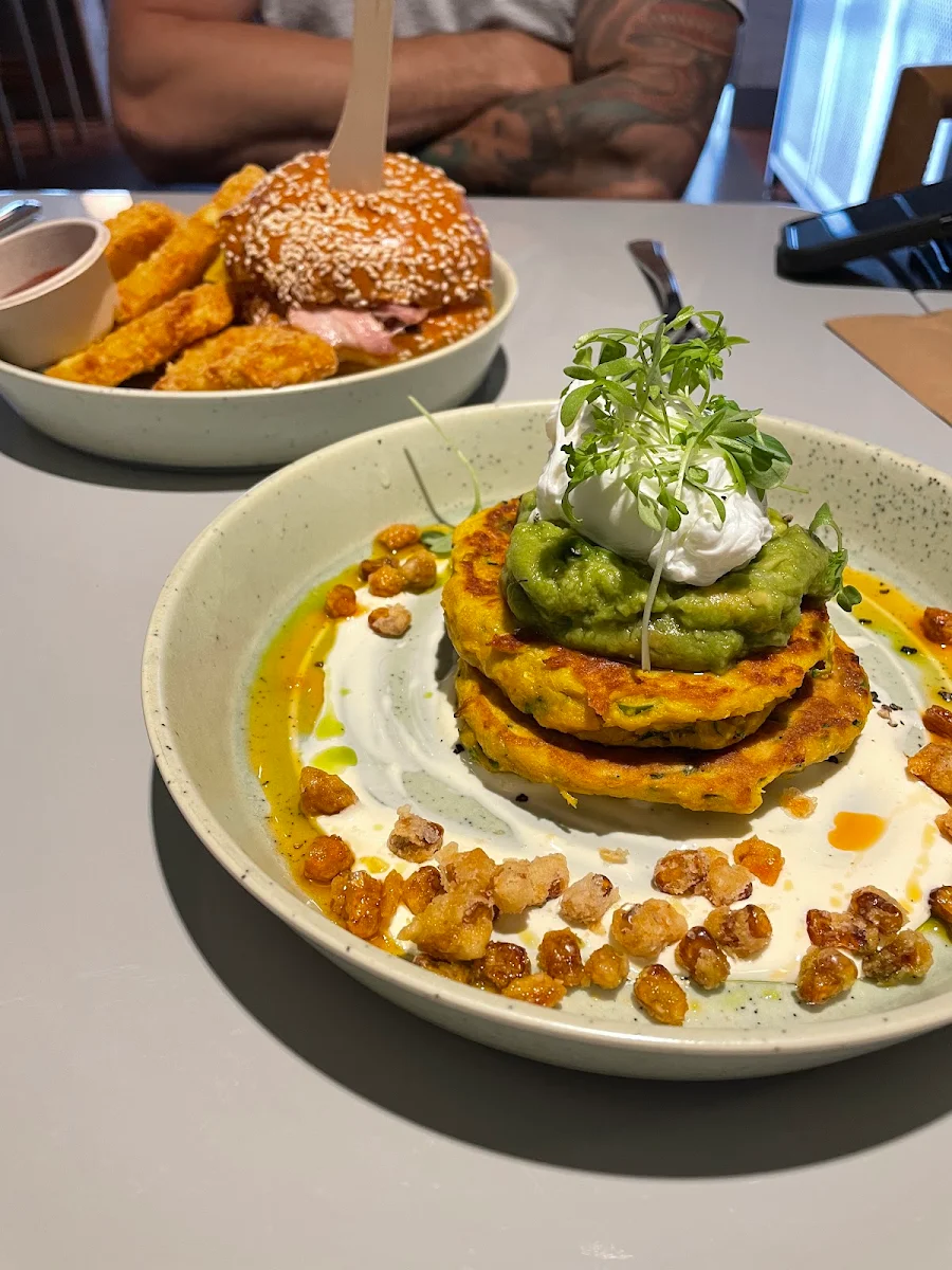 Breakfast Burger and Zucchini Fritters
