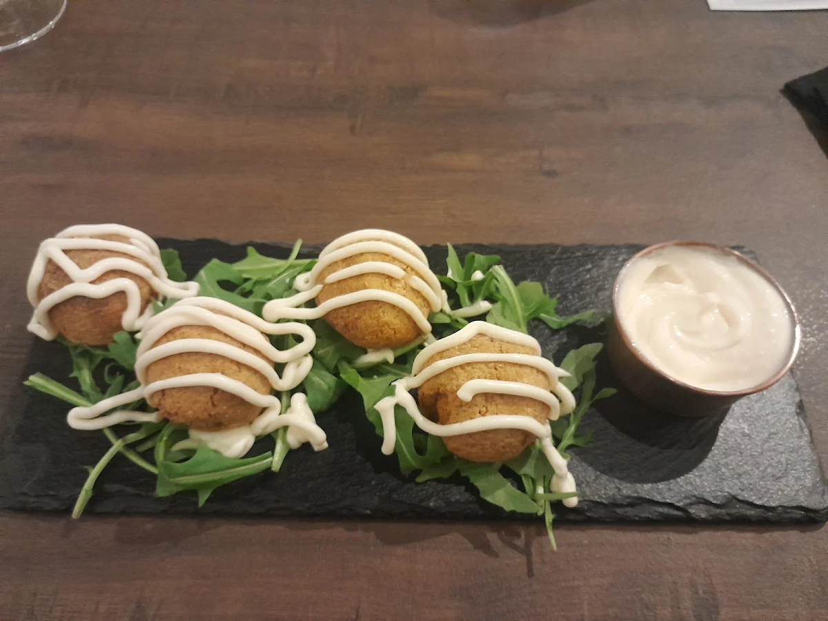 Falafel, Life's Too Short Bar