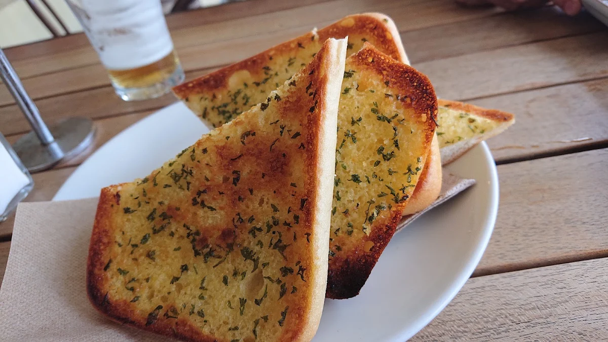Garlic Bread VG, The Como Hotel