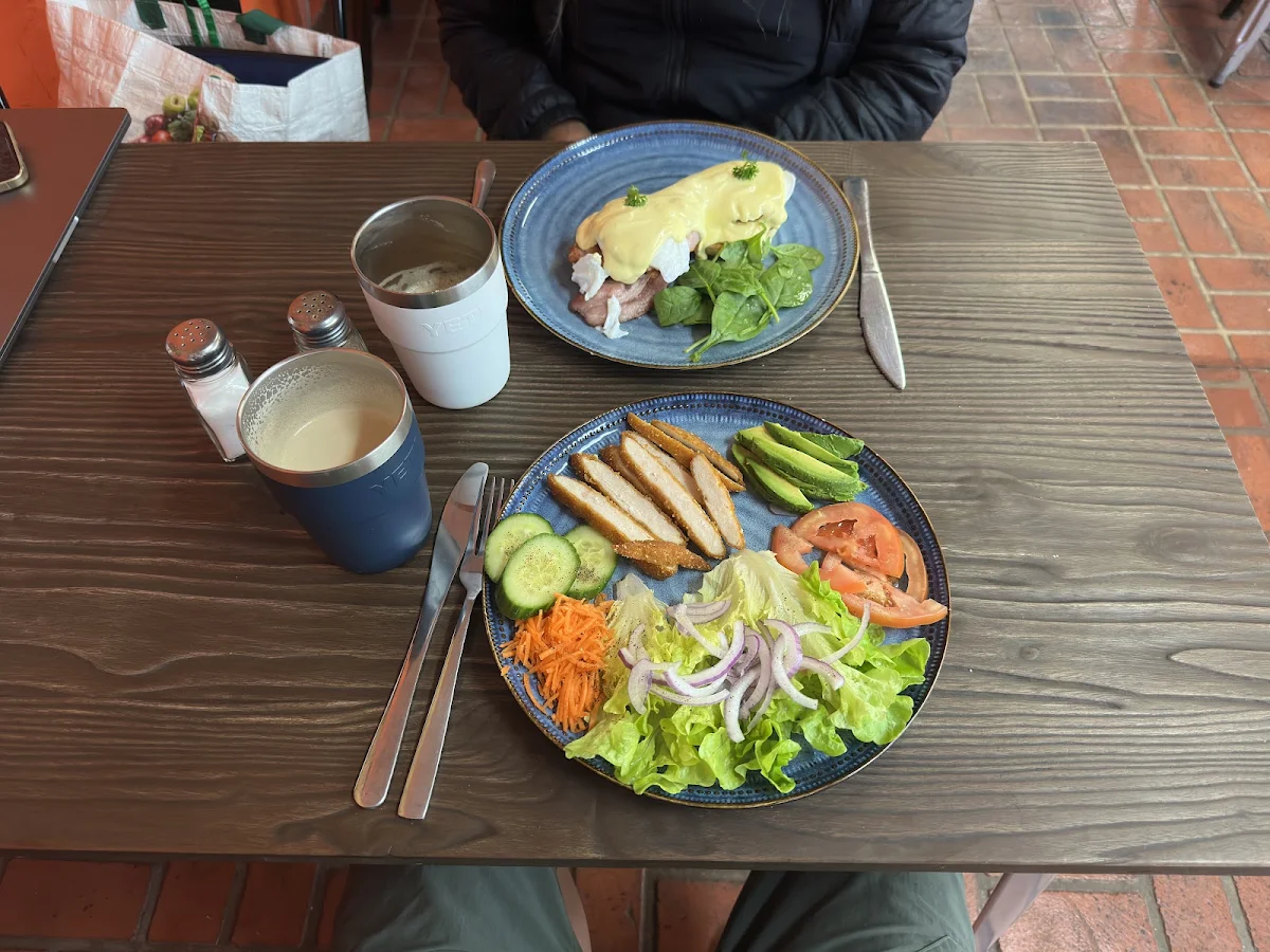 Highlights, RICHI’S Golden Cafe and Restaurant