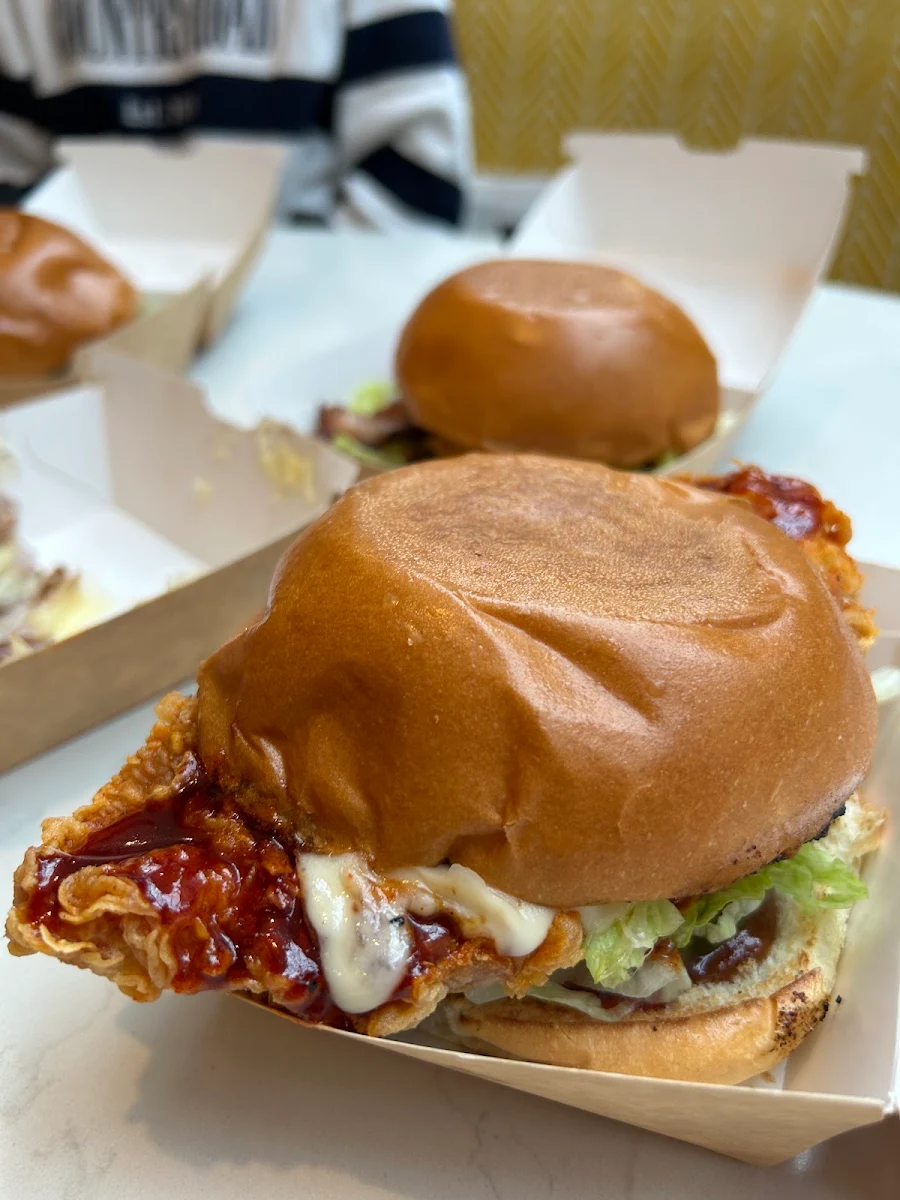 Highlights, Jinny Burger North Sydney