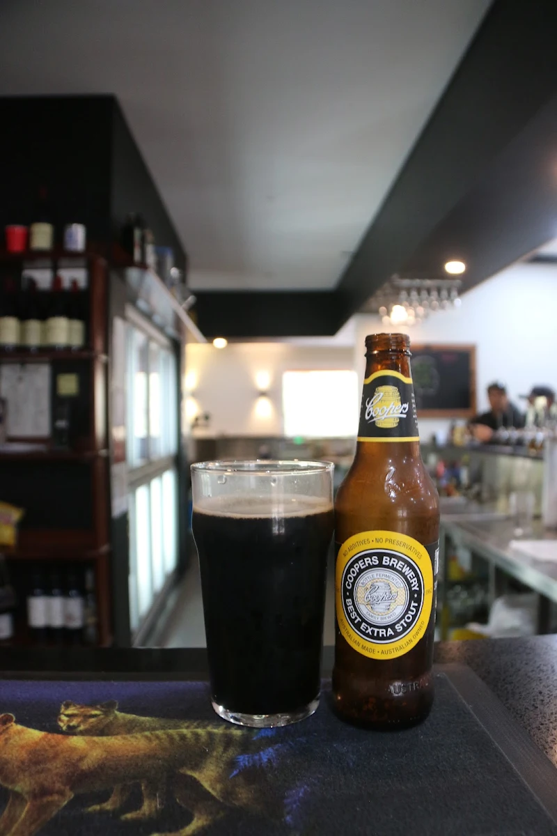 Beer, Quinninup Tavern