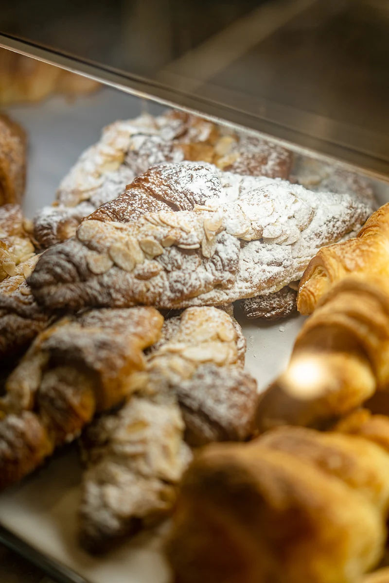 Highlights, Wanda Street Bakery