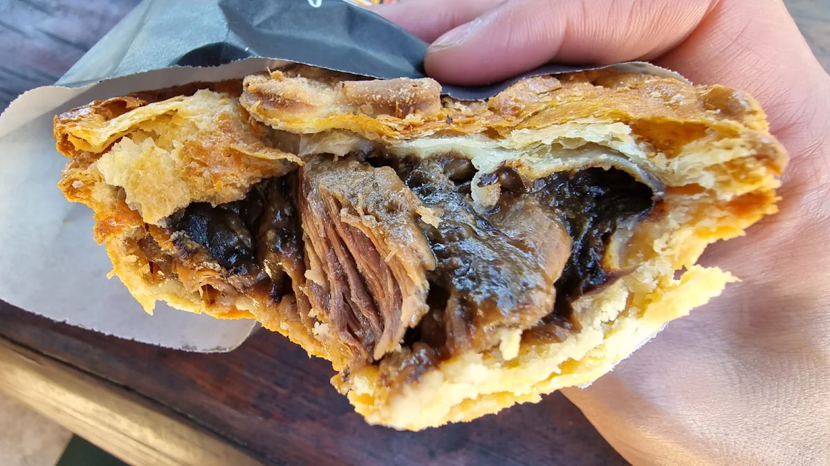 Steak & Mushroom Pie