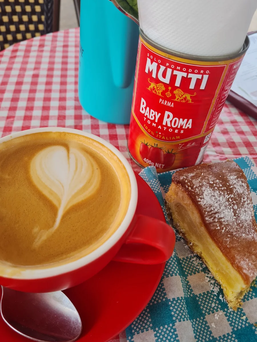 Latte, al Chiosco Pizzeria & Café