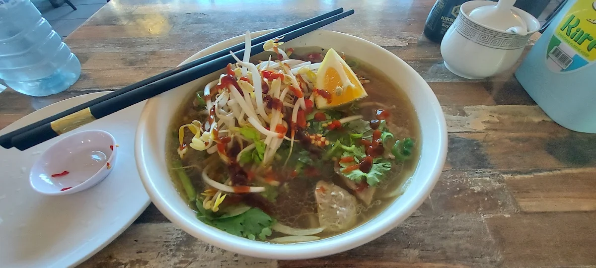 Combo Pho, Saigon Cafe