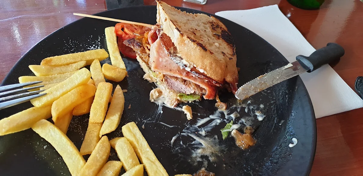 Chichen Something, Star Hotel Echuca