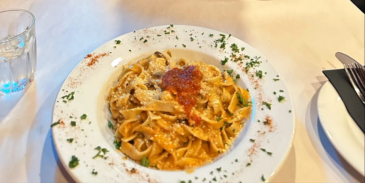 Fettuccini Napoletana