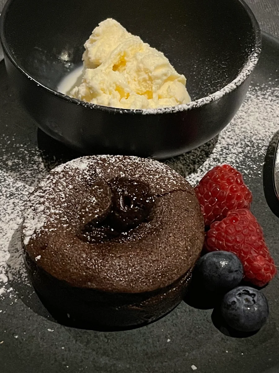 Highlights, Signature Restaurant