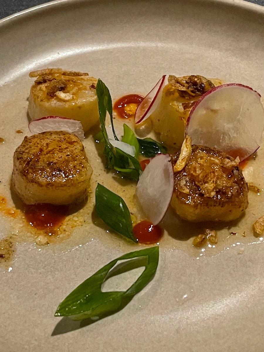 Highlights, Signature Restaurant