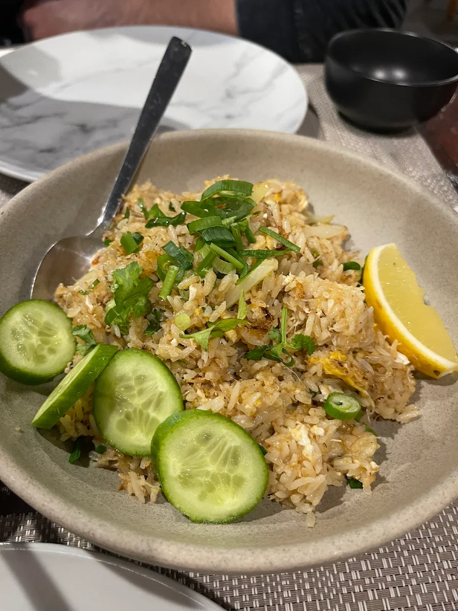 Highlights, Pad Thai Chisholm