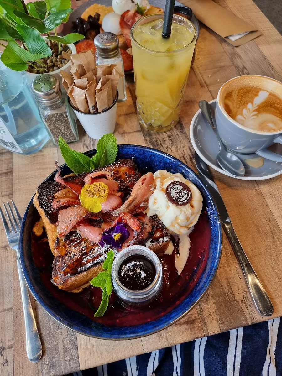 Highlights, Moggill Cafe & Espresso Bar