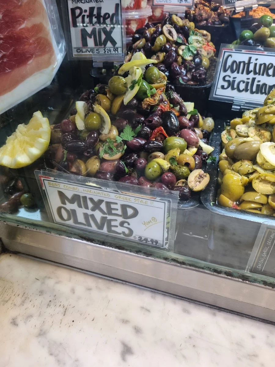 Highlights, La' Deli