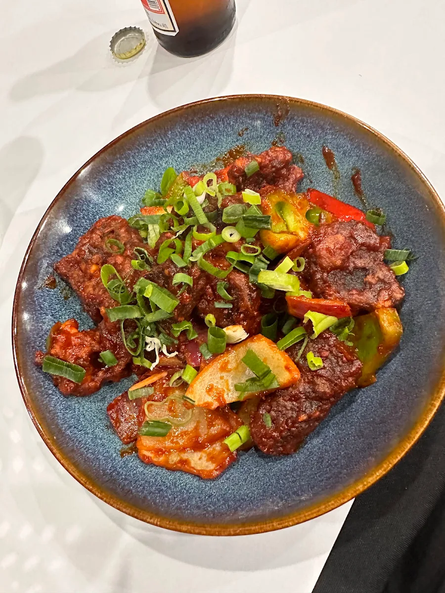 Buff Chilli, Muglan