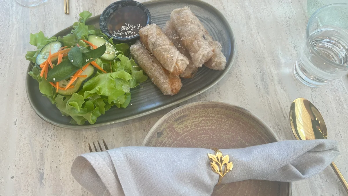 Highlights, Tara Far East Dining & Bar