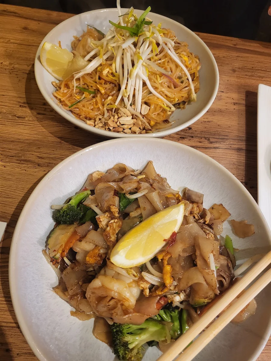 Drunken Noodle, Nahm Tao Thai Kitchen