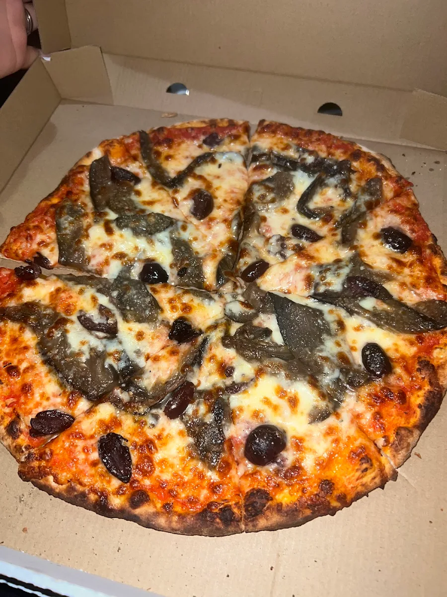 Highlights, Terranova Pizza Cafe