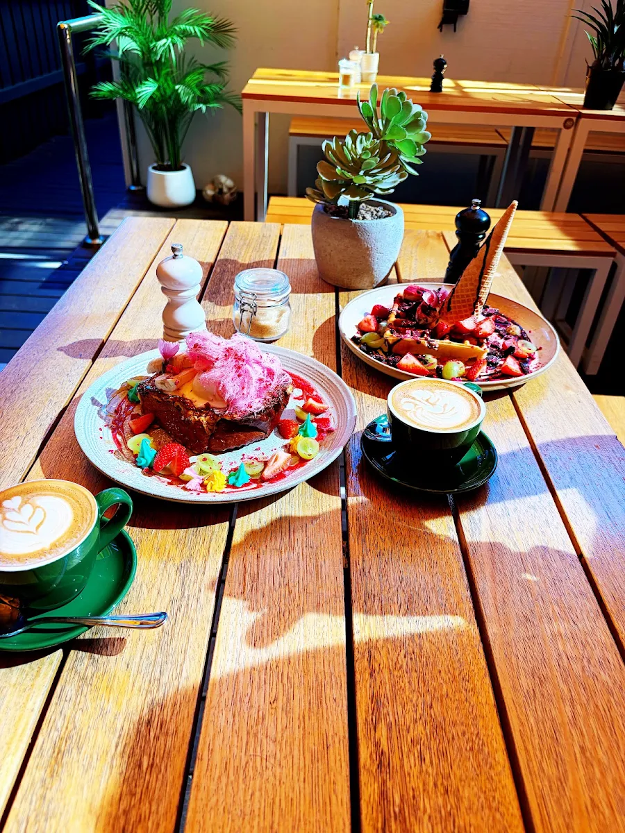 Highlights, Ripples Cafe n Co