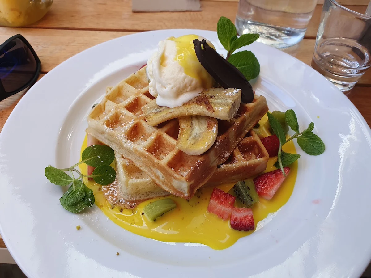 Waffles, Ripples Cafe n Co