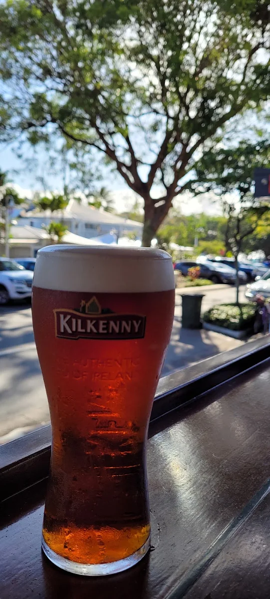 Beer, Paddy's Irish Pub & Grill
