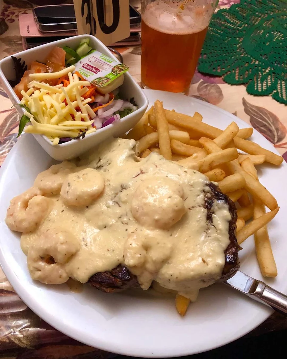 Highlights, Cuballing Tavern
