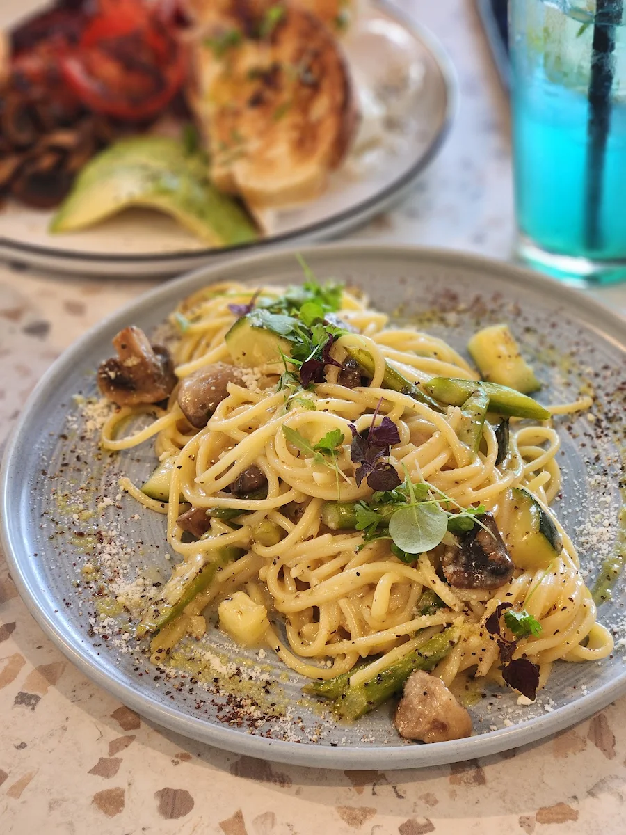 Butter Truffle Pasta