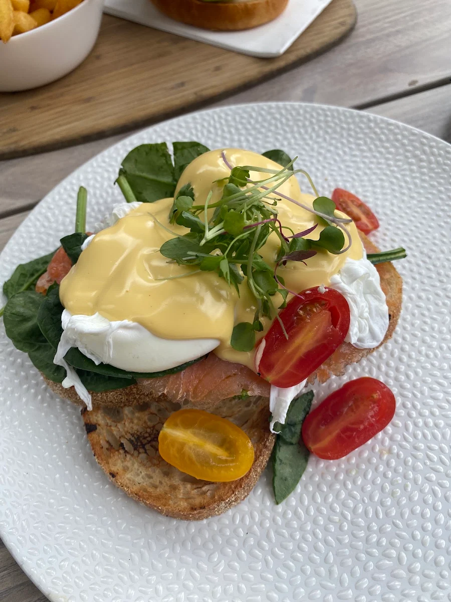 Pesto Eggs Benedict