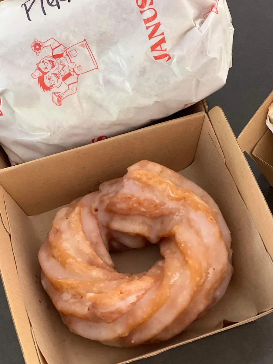 Cinnamon Cruller, Janus Deli Molendinar
