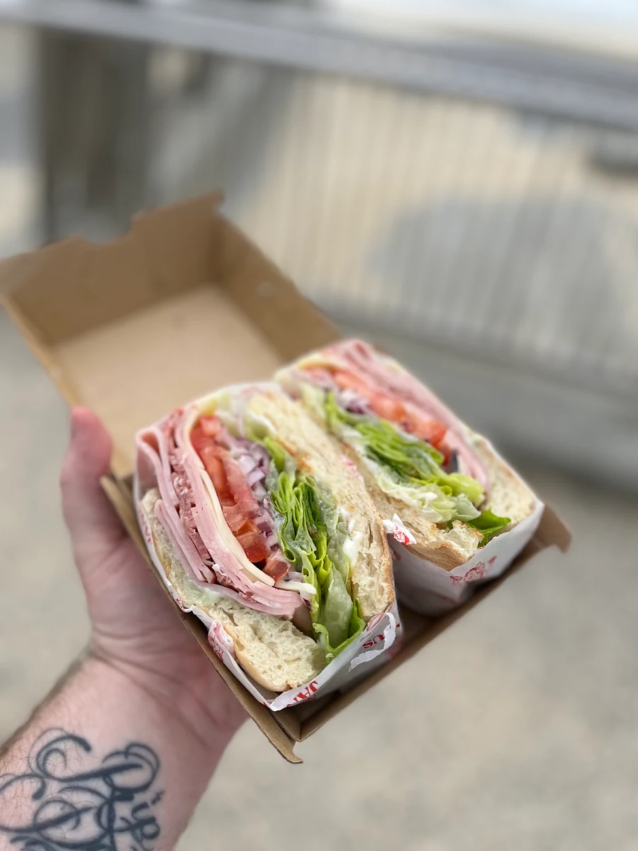 Highlights, Janus Deli Molendinar