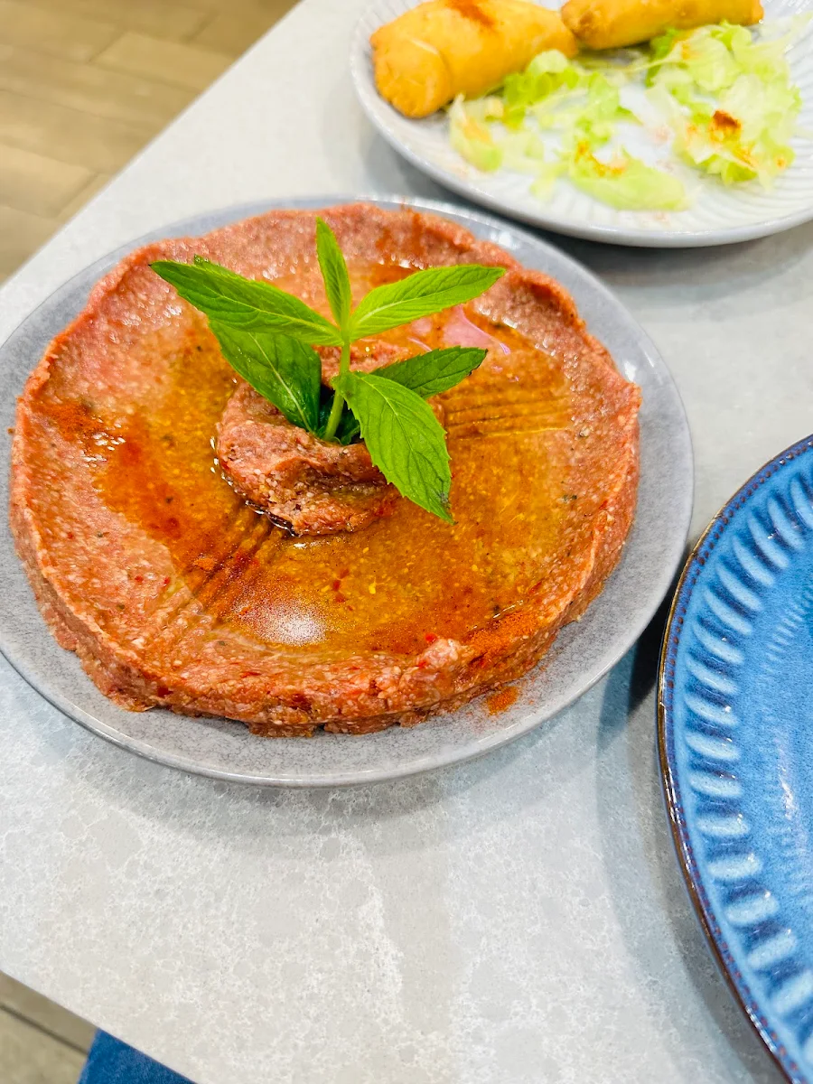 Kibbeh, La Roche Restaurant
