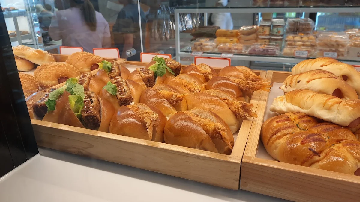 Highlights, Breadtop Sunshine