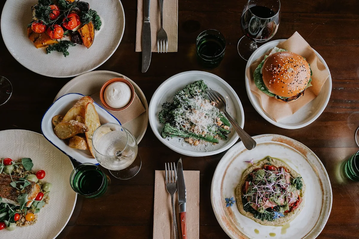 Highlights, Wellington Point Farmhouse Restaurant and Cafe
