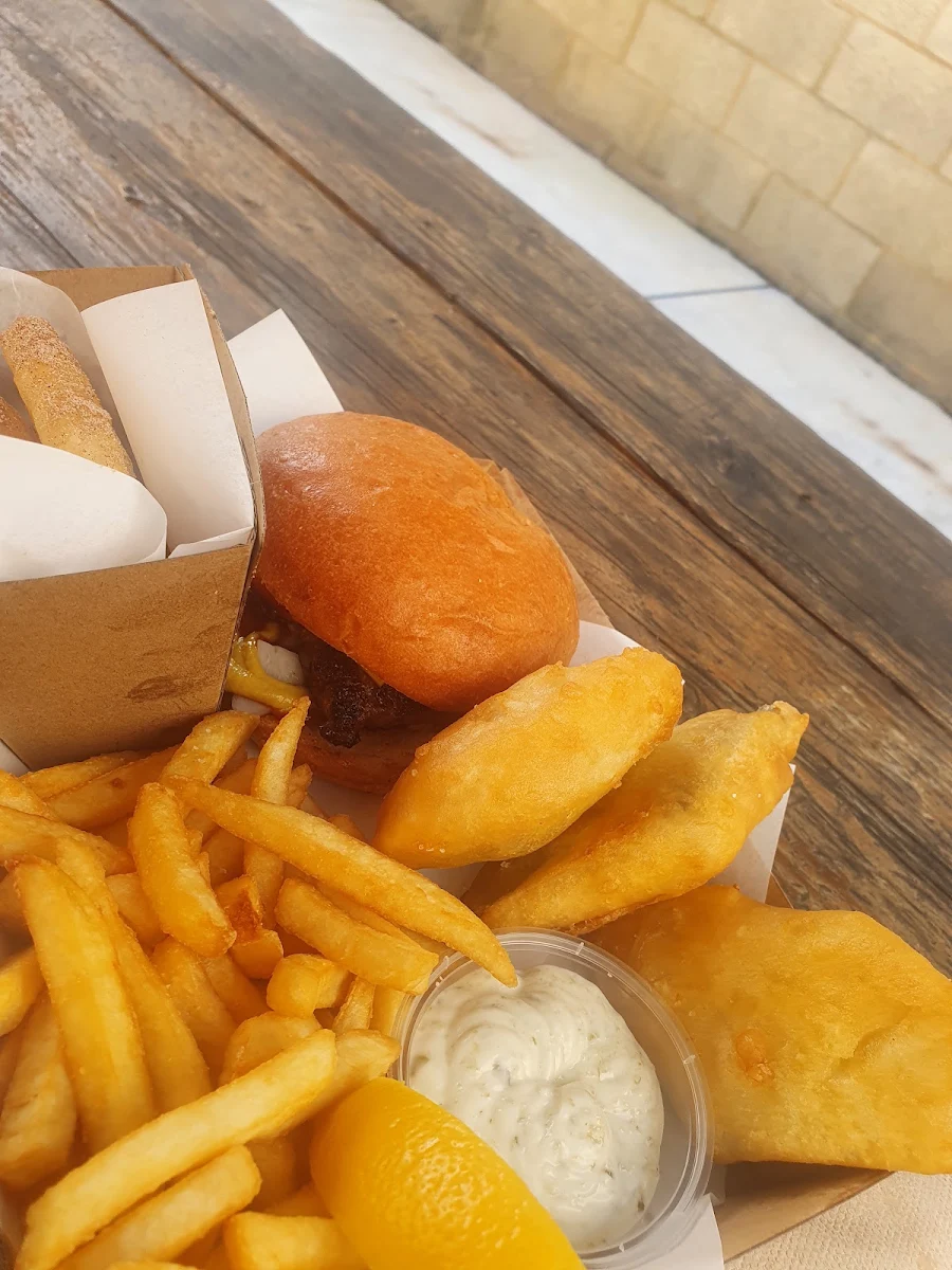 Cheeseburger Combo, Smoke N Grill