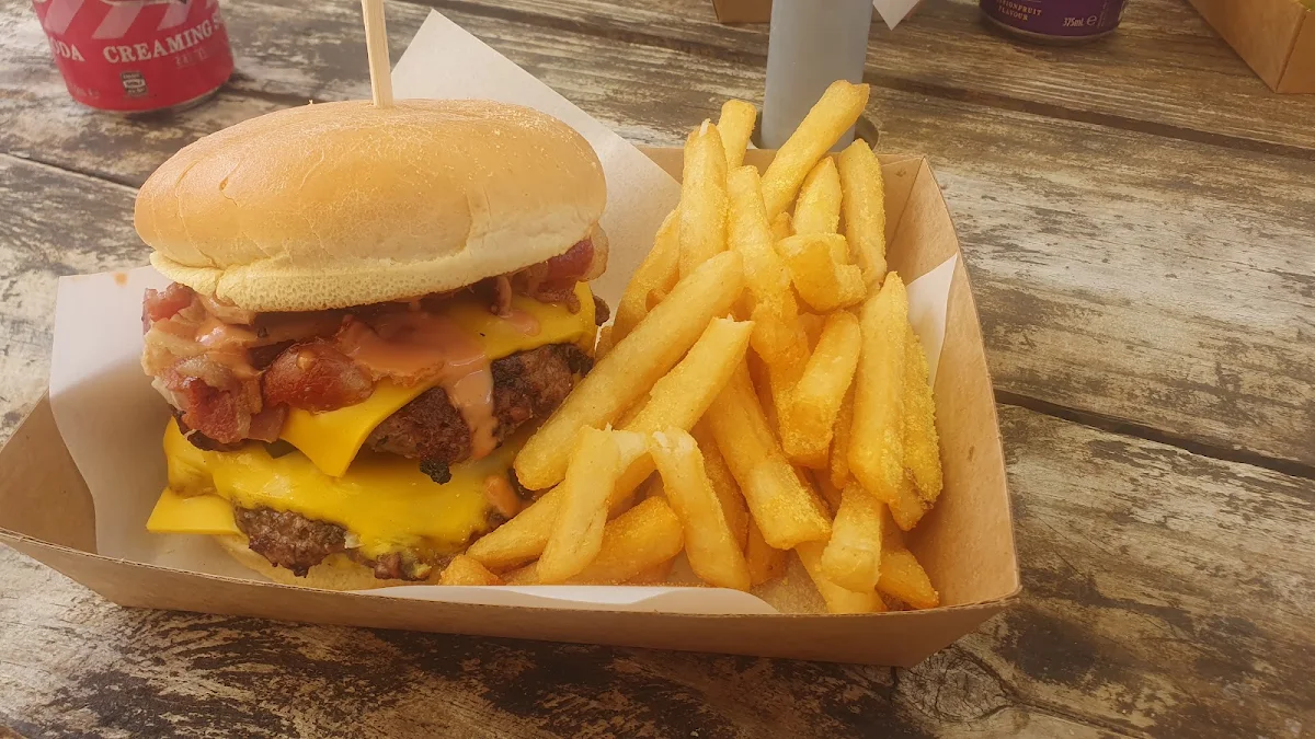 Double Cheese & Bacon, Smoke N Grill