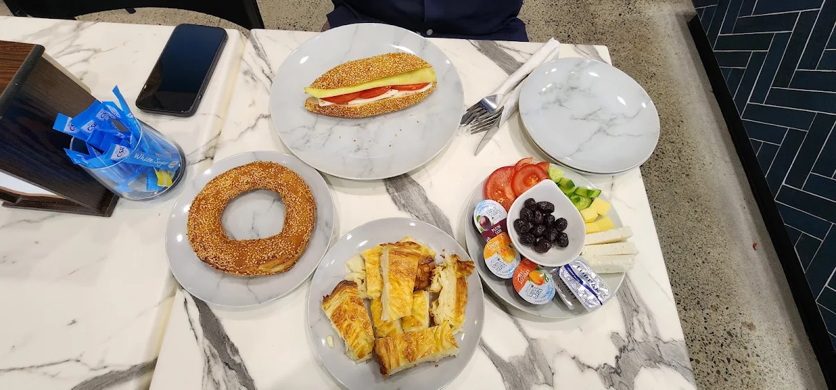 Highlights, Melbourne Simit palace