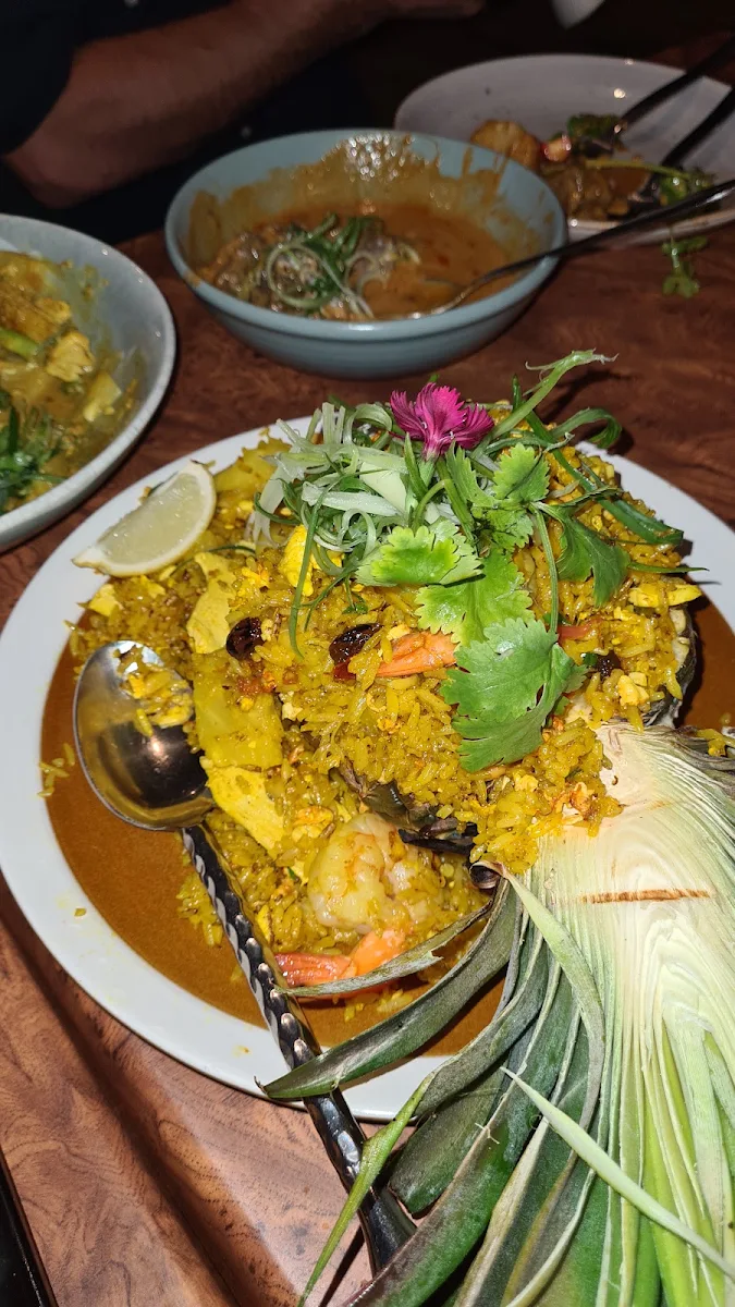 Pineapple Rice, Chim Thai Cove