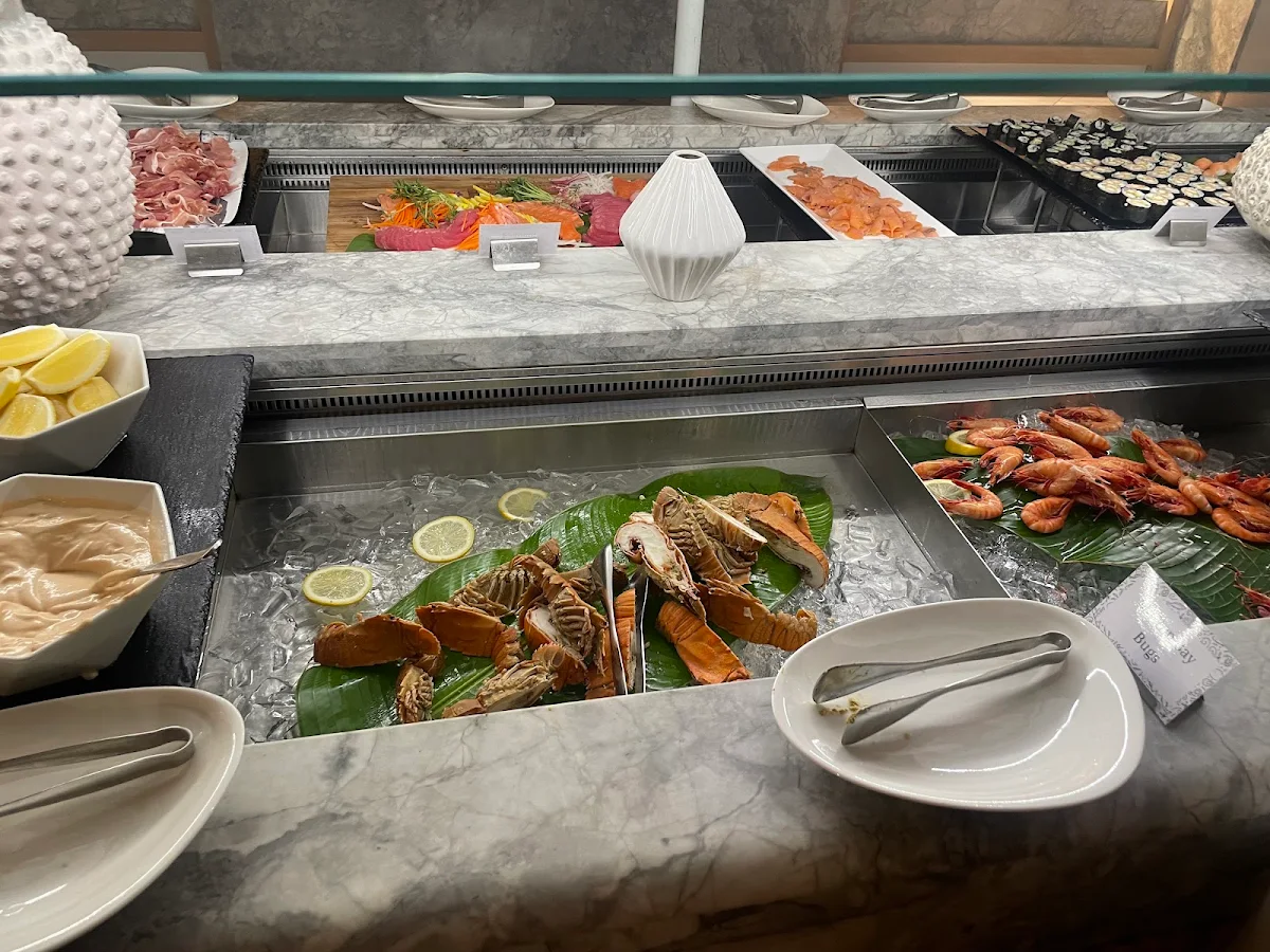 Highlights, Feast Restaurant